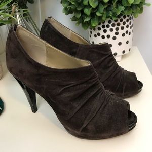 Brown Peep Toe Brown Suede Platforms Peep Toe